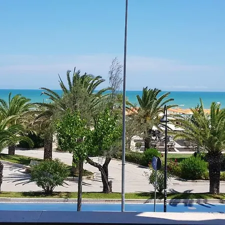 Casa Fronte Mare Alba Adriatica