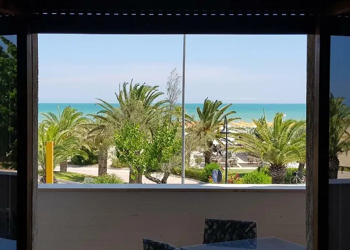 Nyaraló Casa Fronte Mare Alba Adriatica