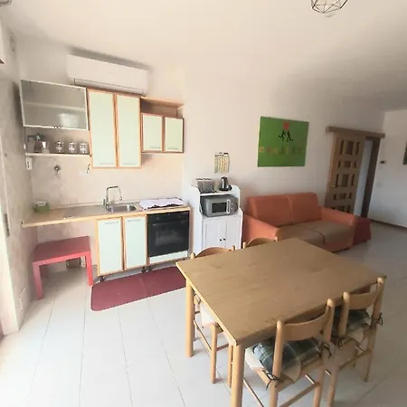 Semesterbostad Casa Fronte Mare *