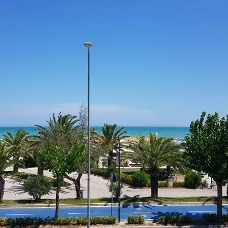 Semesterbostad Casa Fronte Mare Alba Adriatica