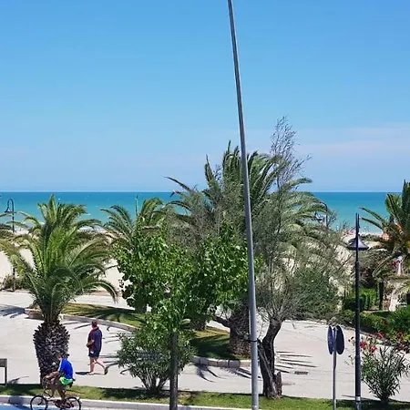 Semesterbostad Casa Fronte Mare