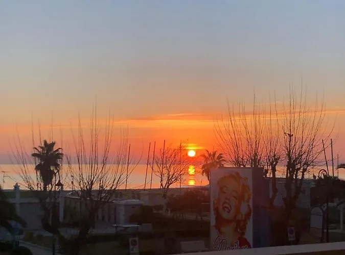 Casa Fronte Mare Holiday home Alba Adriatica