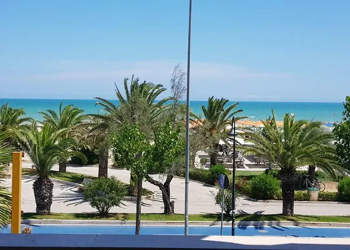 Casa Fronte Mare Alba Adriatica
